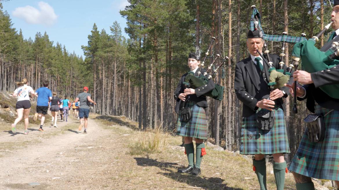 10k-pipers-on-the-hill-scaled.jpg